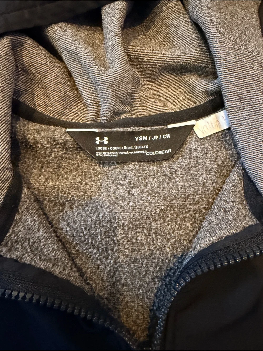 Under Armour ColdGear Youth Small Gray Black Full Zip Hooded Jacket YSM - Picture 3 of 5